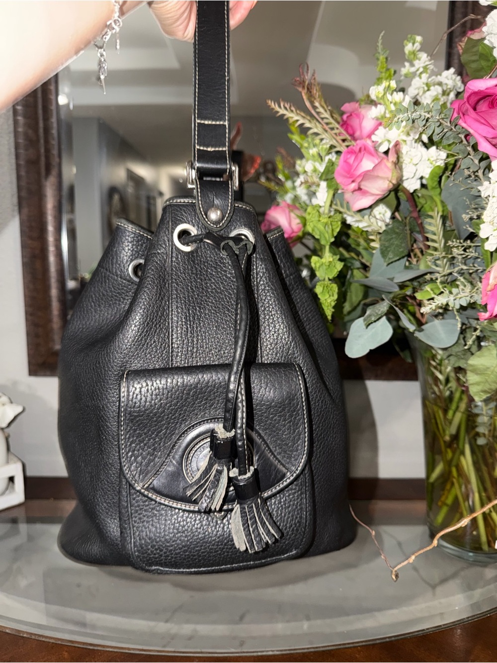 Vintage Dooney & Bourke USA Black Pebbled Leather Bucket Bag Crossbody